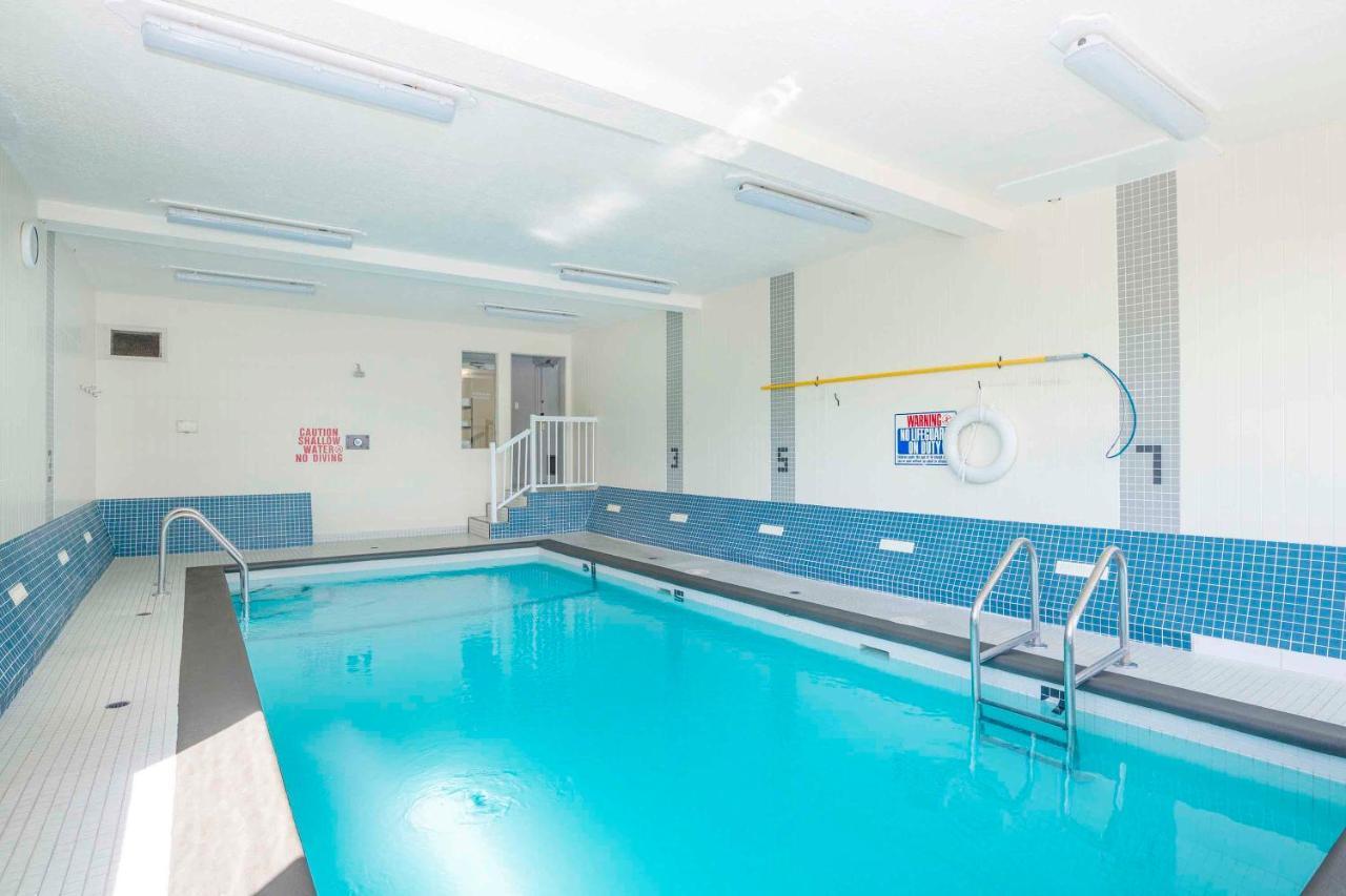 Sandman Hotel & Suites Πρινς Τζορτζ Εξωτερικό φωτογραφία