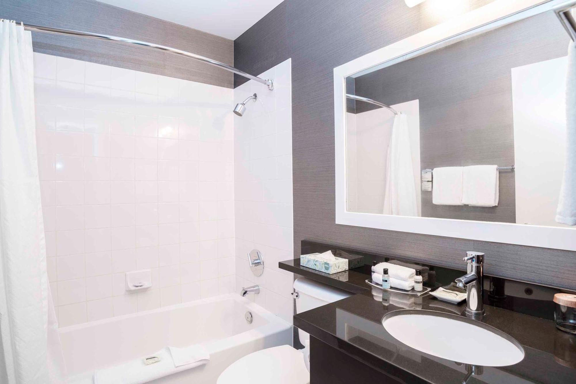Sandman Hotel & Suites Πρινς Τζορτζ Εξωτερικό φωτογραφία
